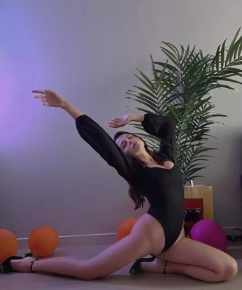 Яна